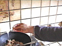 POTAGE DE RAVIOLIS CHINOIS AU PORC HACHE