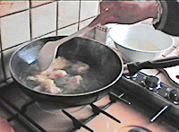 POTAGE DE RAVIOLIS CHINOIS AU PORC HACHE